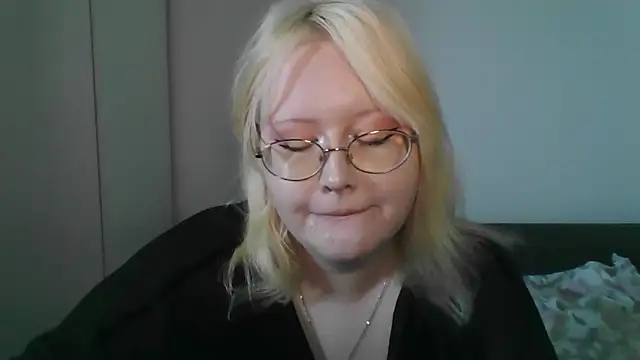 Elayne Sweet online show from April 13, 2026, 8:09 am