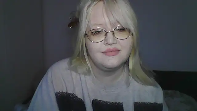 Elayne Sweet online show from May 9, 2026, 6:07 am