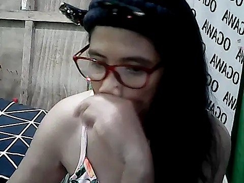PinayZaira online show from April 17, 2026, 5:54 am
