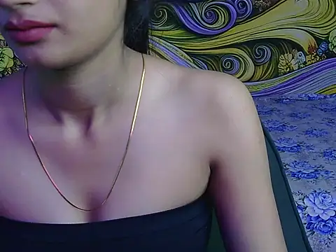 Snapshot of avni222 chatting on April 10, 2026, 4:39 am avni222 online show from April 10, 2026, 4:39 am