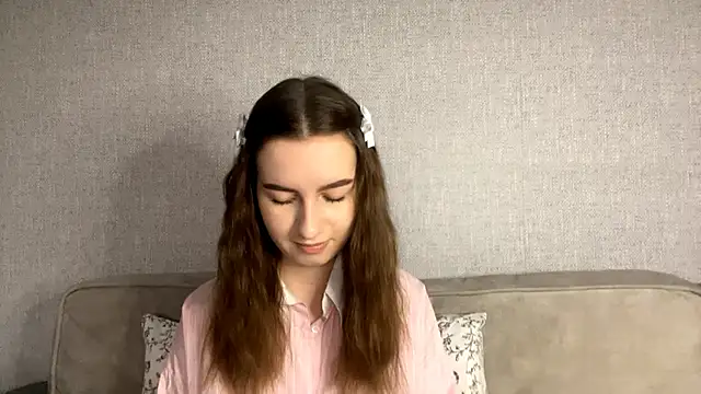 WinterChriscoe online show from April 2, 2026, 6:11 am