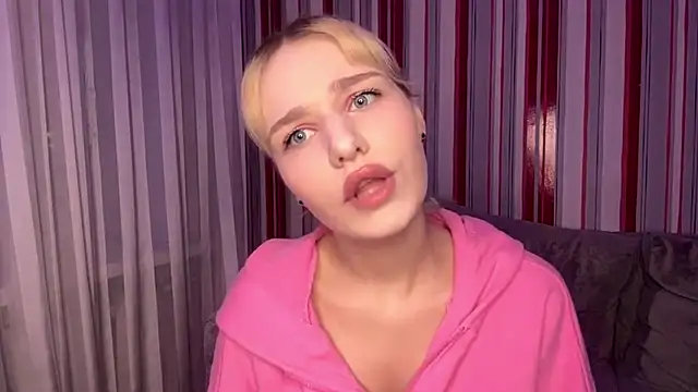 Maddy Lovel online show from April 1, 2026, 5:32 pm