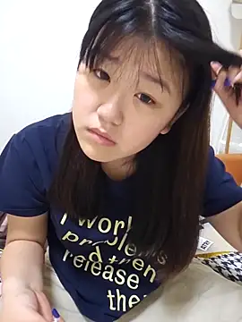 mianmian-666 online show from April 29, 2026, 2:32 pm