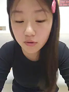 mianmian-666 online show from May 27, 2026, 10:51 pm