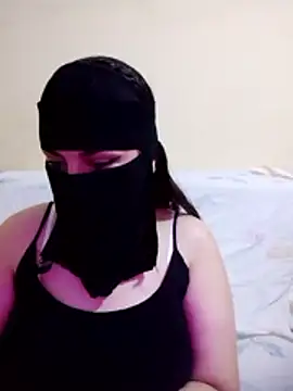 Snapshot of Queen_Lola chatting on March 31, 2026, 9:26 pm Queen Lola online show from March 31, 2026, 9:26 pm