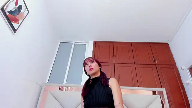 lili blaze online show from April 15, 2026, 12:23 pm