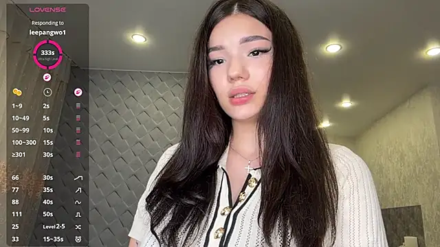 Barbie Aria online show from June 18, 2026, 4:33 pm