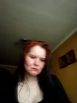 Snapshot of VeronikaLogan chatting on June 2, 2026, 2:30 pm VeronikaLogan online show from June 2, 2026, 2:30 pm