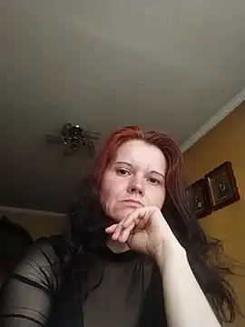 Snapshot of VeronikaLogan chatting on June 3, 2026, 10:40 am VeronikaLogan online show from June 3, 2026, 10:40 am