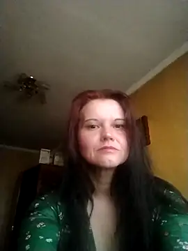 Snapshot of VeronikaLogan chatting on June 12, 2026, 5:45 pm VeronikaLogan online show from June 12, 2026, 5:45 pm