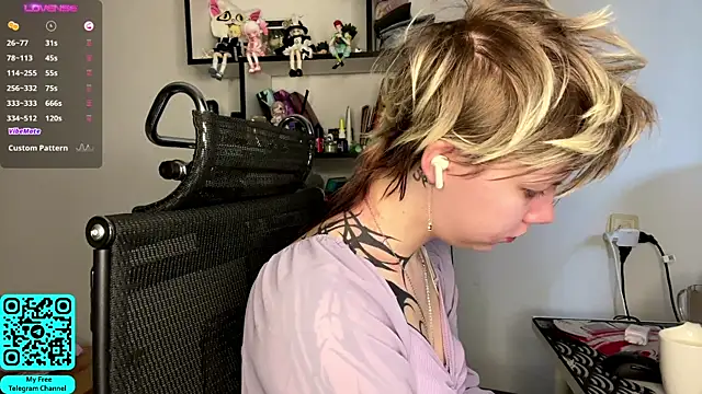 MadalynNosel online show from April 3, 2026, 7:28 am