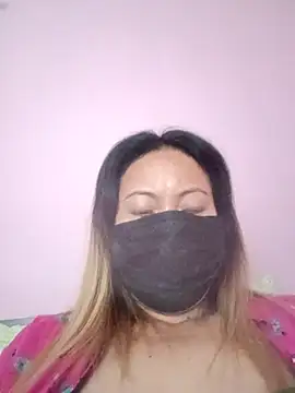 Bristy BigBoobs online show from April 28, 2026, 2:27 am
