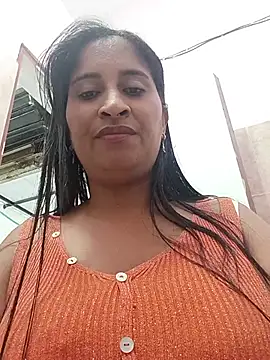 SofiaMendez1  online show from June 9, 2026, 2:28 pm