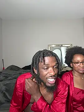 Snapshot of Fijixxxx chatting on April 8, 2026, 4:23 am Fijixxxx online show from April 8, 2026, 4:23 am