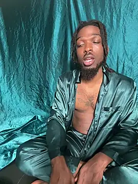 Snapshot of Fijixxxx chatting on April 15, 2026, 4:19 am Fijixxxx online show from April 15, 2026, 4:19 am