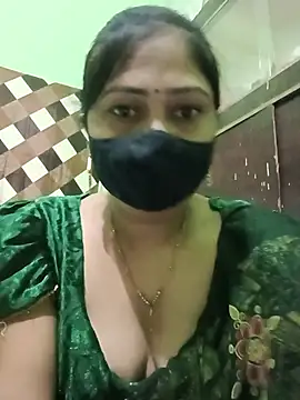 Pinki-girl online show from July 3, 2026, 5:03 am
