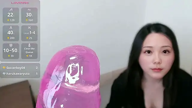 wnwnwn11 online show from April 18, 2026, 6:06 am