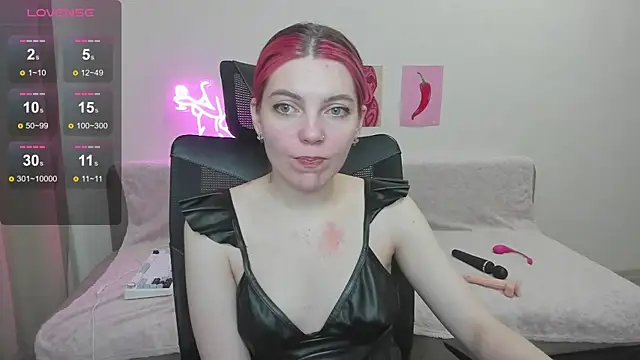 Snapshot of Marie_Reyess chatting on May 13, 2026, 1:58 am Marie Reyess online show from May 13, 2026, 1:58 am