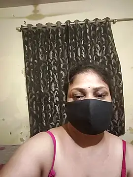Snapshot of SluttySonam chatting on April 17, 2026, 5:38 pm SluttySonam online show from April 17, 2026, 5:38 pm