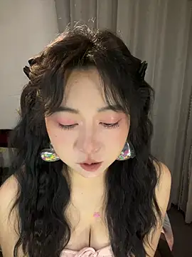 ooooBaby129 online show from April 25, 2026, 1:41 pm