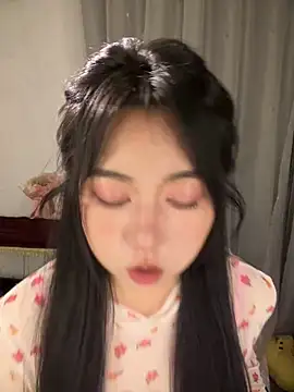 ooooBaby129 online show from April 28, 2026, 2:11 pm