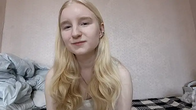 Snapshot of ForwentSeat chatting on April 4, 2026, 7:17 am ForwentSeat online show from April 4, 2026, 7:17 am