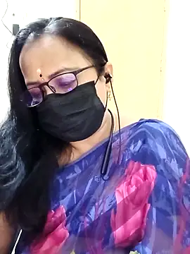 monisha cam online show from April 9, 2026, 4:23 pm