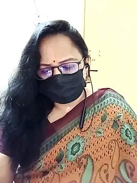monisha cam online show from April 14, 2026, 5:19 pm