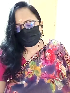 monisha cam online show from April 26, 2026, 2:04 pm