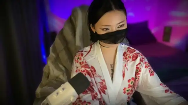 Snapshot of rin_night chatting on April 9, 2026, 7:52 pm rin night online show from April 9, 2026, 7:52 pm