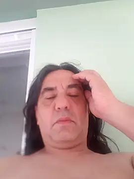 antoniothelover online show from June 5, 2026, 8:09 am