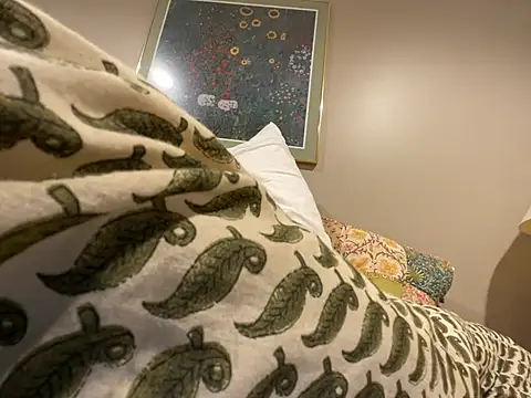 Snapshot of Jaypop2022 chatting on April 7, 2026, 7:42 am Jaypop2022 online show from April 7, 2026, 7:42 am