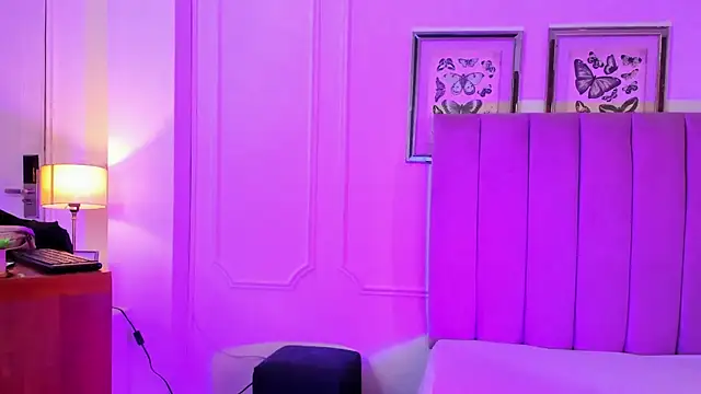 Snapshot of Alexa_fox669 chatting on July 10, 2026, 1:14 pm Alexa fox669 online show from July 10, 2026, 1:14 pm