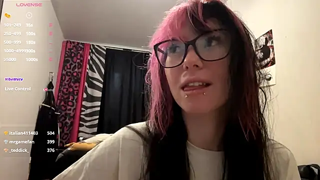 WifeAileen online show from May 8, 2026, 7:14 am