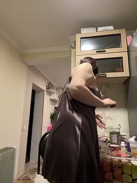 Lindasix online show from April 9, 2026, 6:24 pm