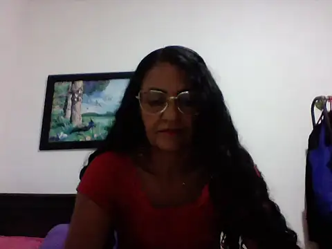 FenixPretty online show from April 29, 2026, 5:52 pm
