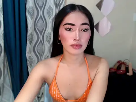 urasiankylie online show from May 25, 2026, 5:19 pm