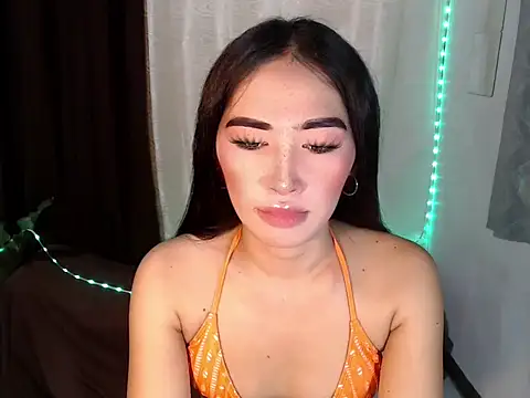 Snapshot of urasiankylie chatting on June 21, 2026, 7:22 am urasiankylie online show from June 21, 2026, 7:22 am
