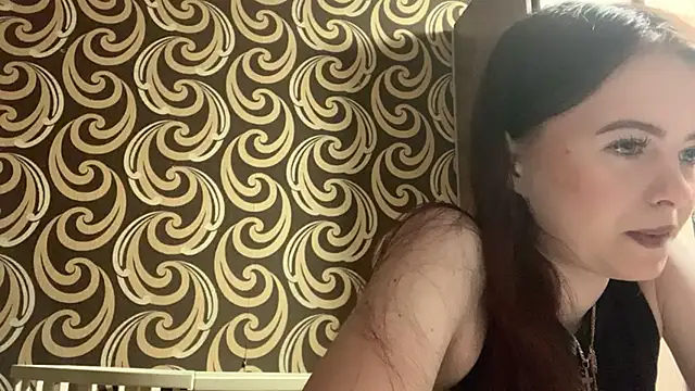 KikiAmino online show from May 8, 2026, 5:13 am