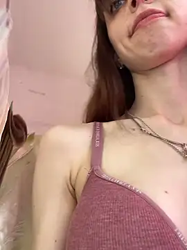 HotGirl1701 online show from June 12, 2026, 4:22 am