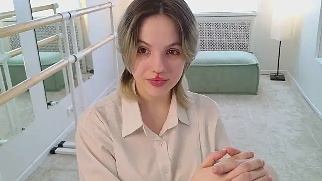 Snapshot of true_voice chatting on April 10, 2026, 2:11 pm true voice online show from April 10, 2026, 2:11 pm