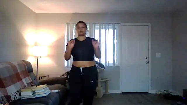 madzbailey online show from June 21, 2026, 10:56 pm