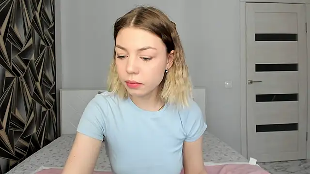 Snapshot of uma_like chatting on April 21, 2026, 9:04 am uma like online show from April 21, 2026, 9:04 am