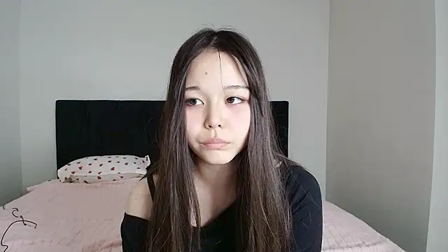 sayanim0 online show from April 20, 2026, 1:58 pm