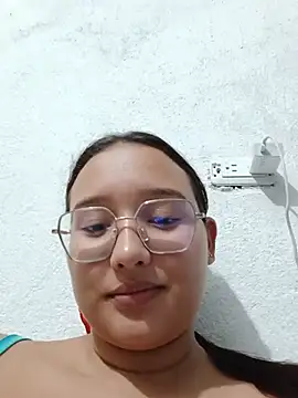naughty girl hot  online show from May 14, 2026, 9:21 pm