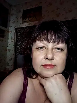AuroKaria online show from April 9, 2026, 1:27 pm