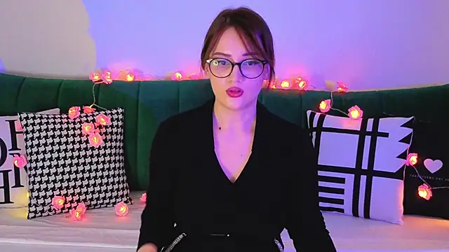 AdaEvanss online show from June 7, 2026, 6:11 pm