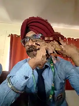 slim guy22 online show from April 4, 2026, 8:56 am