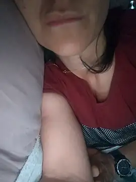 sara 41 online show from May 12, 2026, 11:46 pm