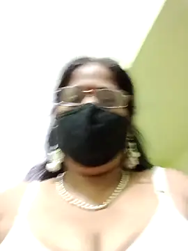 Snapshot of SEEMA_012 chatting on April 25, 2026, 7:00 am SEEMA 012 online show from April 25, 2026, 7:00 am